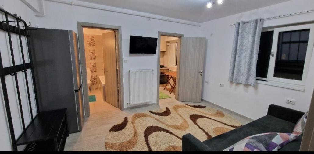 Apartament 3 Cam Grand Arena 부쿠레슈티 외부 사진