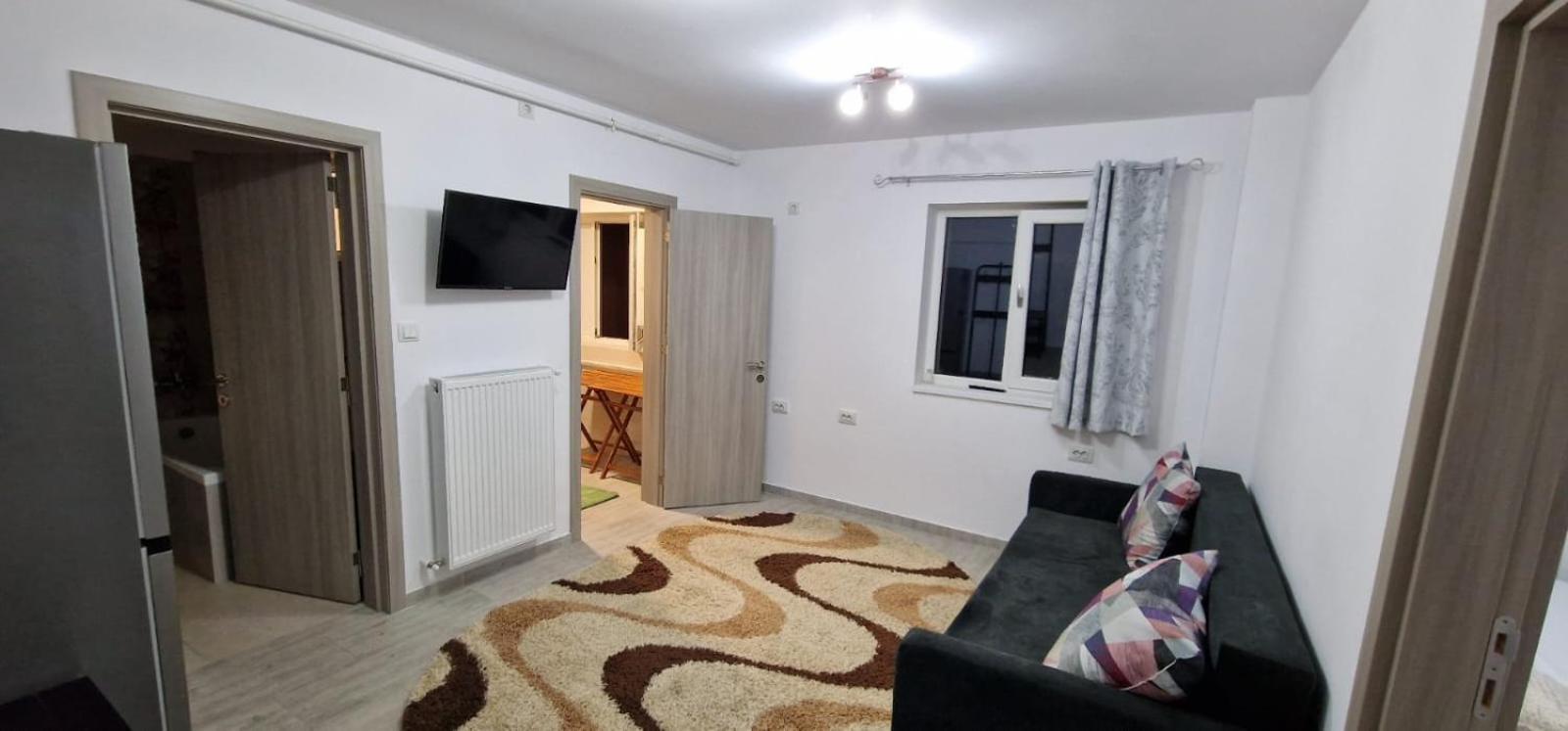 Apartament 3 Cam Grand Arena 부쿠레슈티 외부 사진